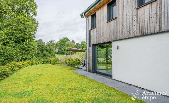 Maison de vacances avec jacuzzi et sauna  Amel, Hautes Fagnes