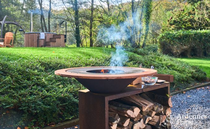 Villa de Luxe  Anhe pour 15 personnes en Ardenne