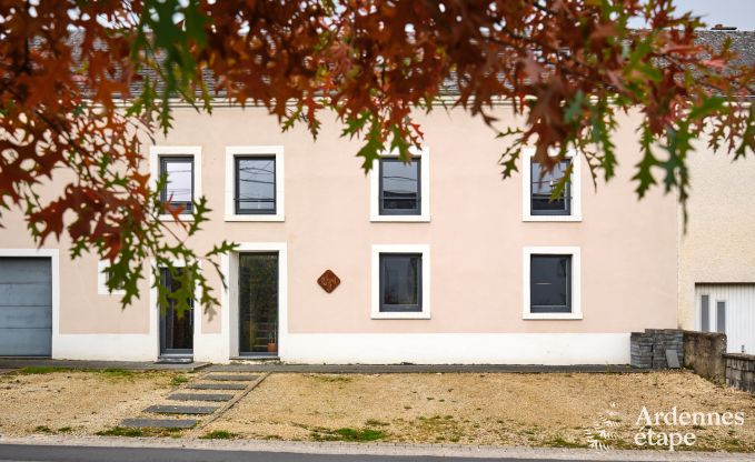 Maison de vacances confortable et spacieuse  Arlon pour 10 personnes