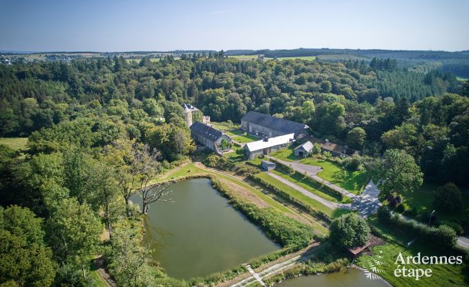 Chteau  Bastogne pour 30 personnes en Ardenne