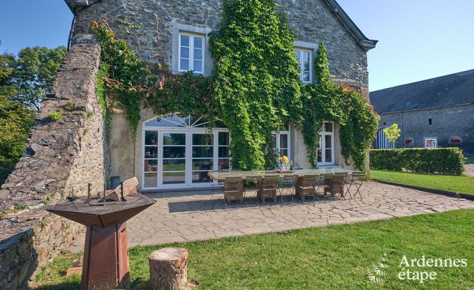 Chteau  Bastogne pour 30 personnes en Ardenne