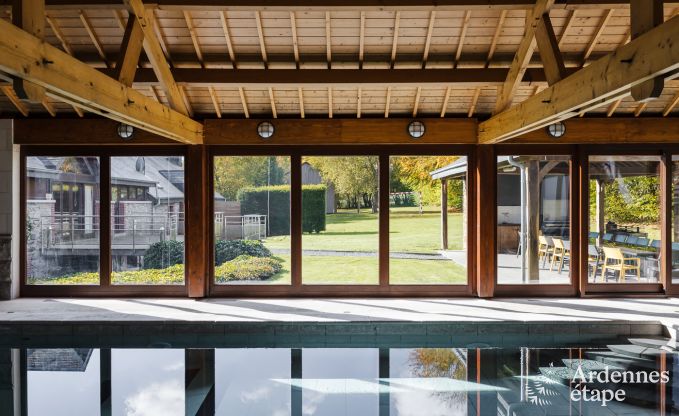 Villa de luxe avec piscine intrieure  Bastogne pour 24 personnes