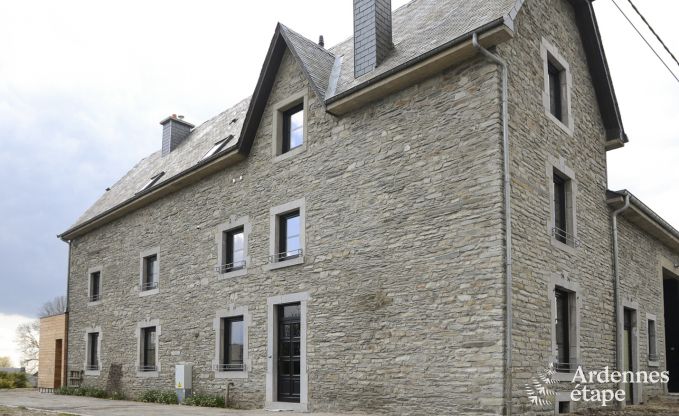 Maison de vacances  Bertrix : 10 personnes, 5 chambres, jardin priv, prs du Parc National de la Valle de la Semois en Ardenne