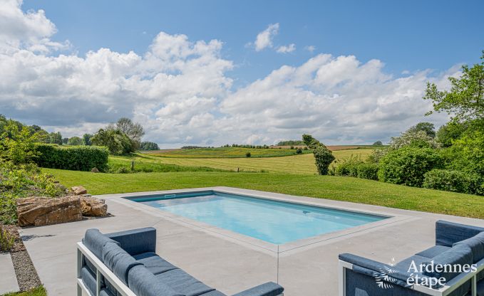 Maison de vacances confortable avec piscine et pole  bois  Ciney, Ardenne