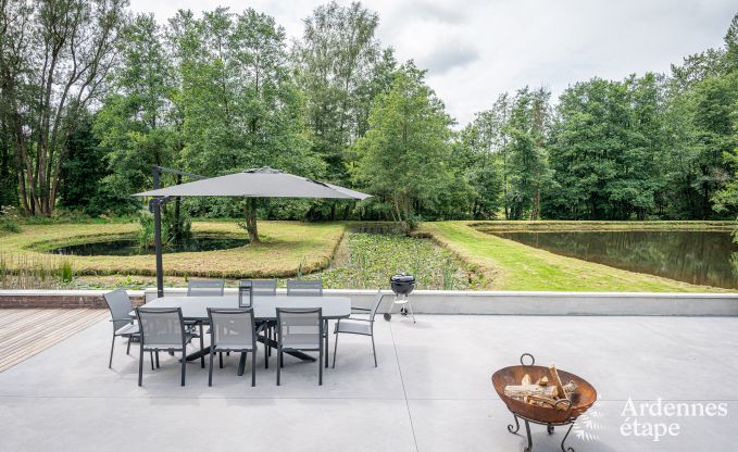 Maison de vacances avec piscine et tang de pche  Couvin, Ardenne