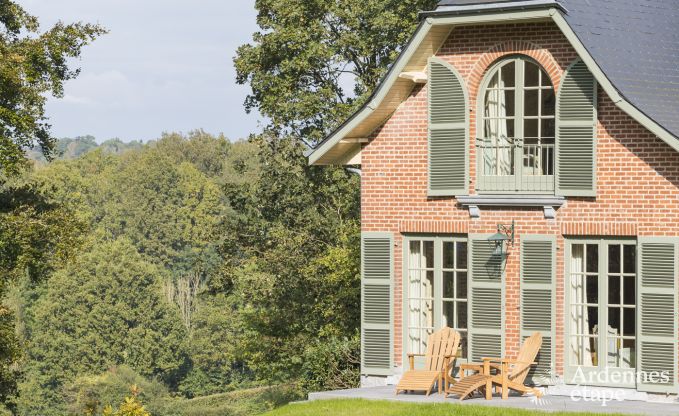 Spacieuse maison de vacances avec piscine  Dinant, Ardenne