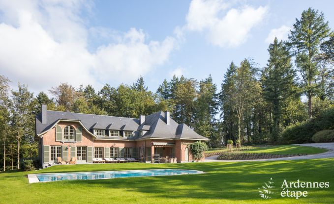 Spacieuse maison de vacances avec piscine  Dinant, Ardenne