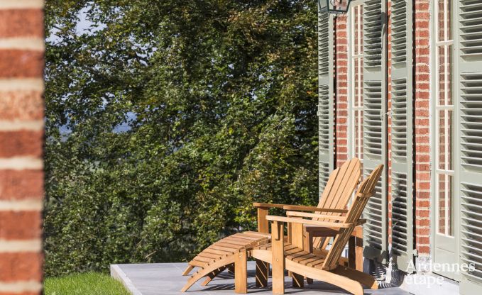 Spacieuse maison de vacances avec piscine  Dinant, Ardenne