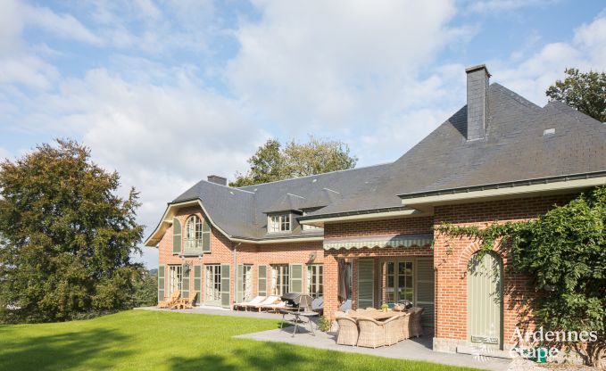 Spacieuse maison de vacances avec piscine  Dinant, Ardenne