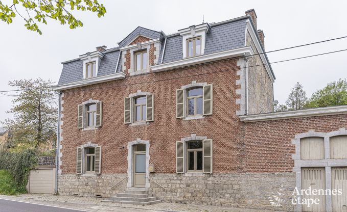 Villa de Luxe  Dinant pour 12 personnes en Ardenne