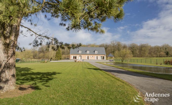 Villa de Luxe  Doische pour 9 personnes en Ardenne