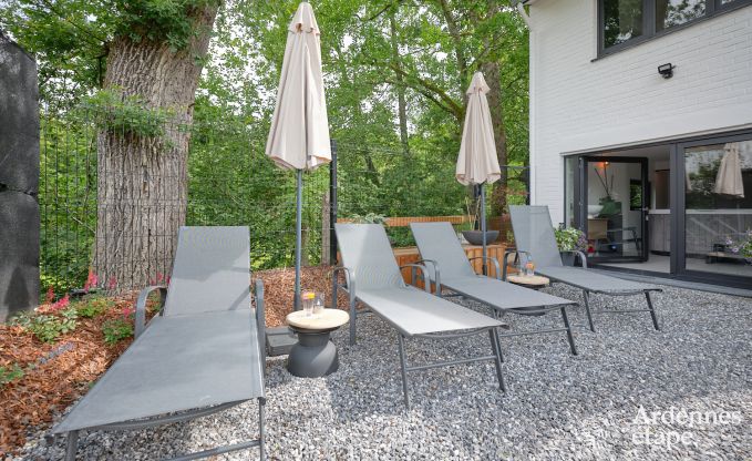 Maison de vacances avec jacuzzi et intrieur moderne  Durbuy, idal pour 2 couples ou famille de 4