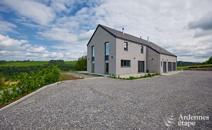 Moderne maison de vacances avec 5 chambres  Ferrires, Ardenne