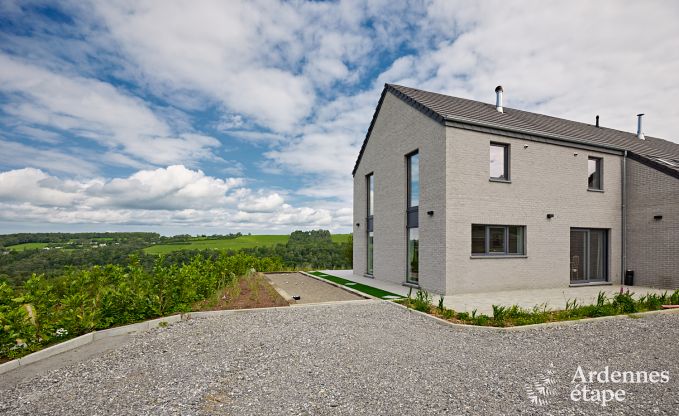 Moderne maison de vacances avec 5 chambres  Ferrires, Ardenne