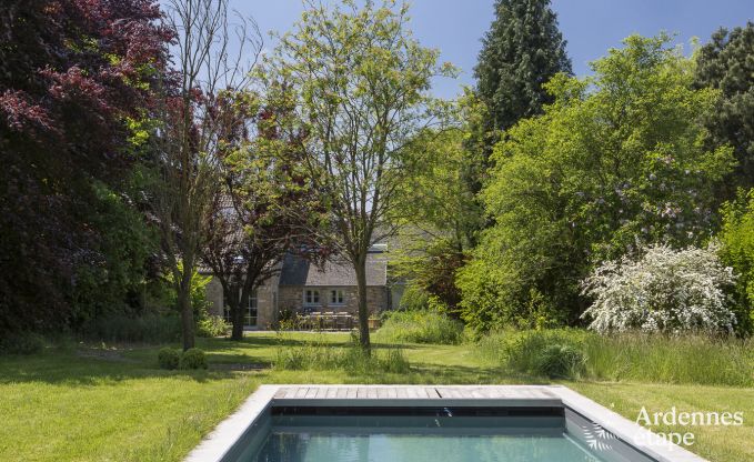 Villa de Luxe  Gesves pour 13/14 personnes en Ardenne