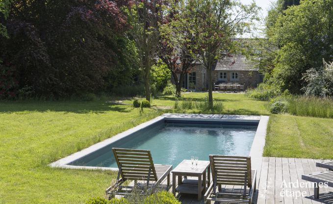 Villa de Luxe  Gesves pour 13/14 personnes en Ardenne