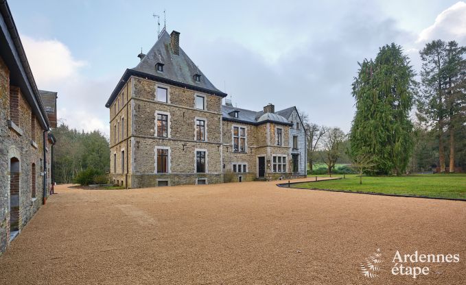 Chteau  Gouvy pour 32 personnes en Ardenne