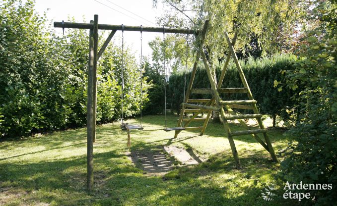 Maison de vacances avec salle de jeux et jardin priv  Gouvy, Ardenne