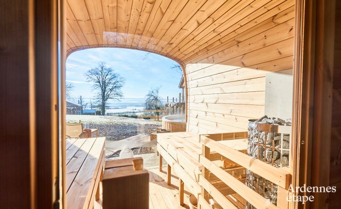 Maison de vacances cosy  Houyet : calme absolu pour 4 personnes avec vue sur l'Ardenne