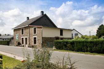 Maison de vacances authentique pour 13 pers.  La Roche-en-Ardenne