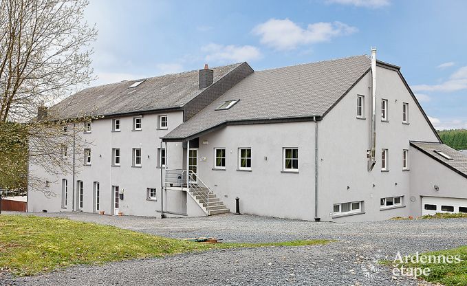 Maison de vacances  Leglise pour 32 personnes en Ardenne