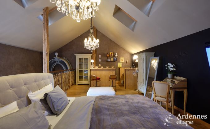 Cottage pour 2 personnes  Marche-en-Famenne avec jacuzzi et sauna au cur de l'Ardenne, idal pour couples avec animal