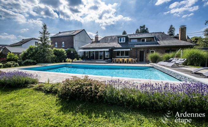 Villa de Luxe  Rochefort pour 13 personnes en Ardenne