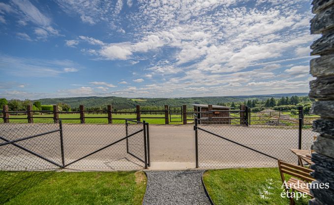 Maison de vacances avec vue magnifique pour 2 personnes  Rochehaut, Ardenne