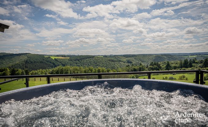 Maison de vacances moderne avec 5 chambres  Rochehaut, Ardenne