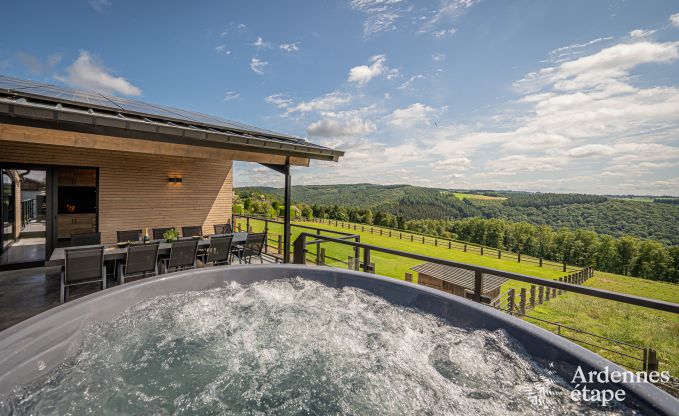 Maison de vacances moderne avec 5 chambres  Rochehaut, Ardenne