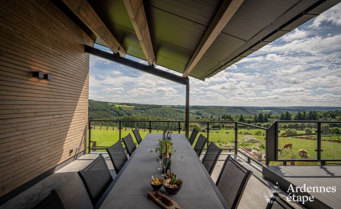 Maison de vacances moderne avec 5 chambres  Rochehaut, Ardenne