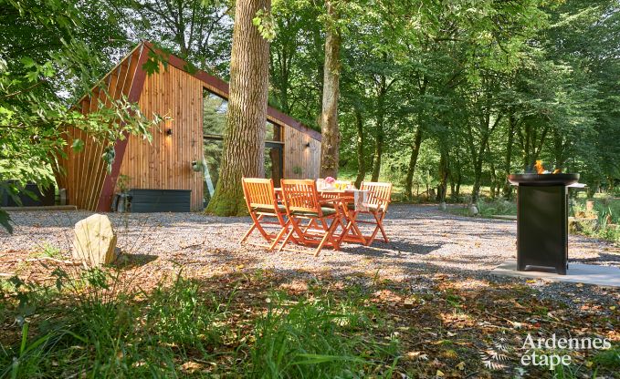 Chalet isol au bord d'un tang  Saint-Hubert, Ardenne