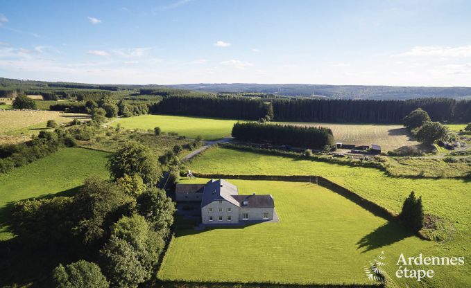 Villa de Luxe  Saint-Hubert pour 29 personnes en Ardenne