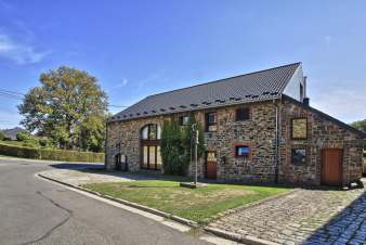 Maison de vacances  Sainte-Ode : confort pour 6 personnes au cur de l'Ardenne