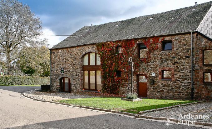 Maison de vacances  Sainte-Ode : havre de paix pour 8 personnes avec terrasse et jardin en Ardenne