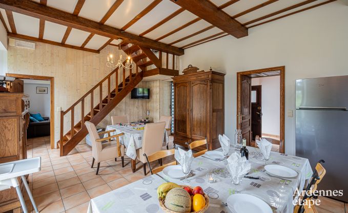 Maison de vacances confortable avec piscine  Sainte-Ode, Ardenne