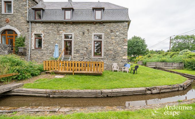 Maison de vacances confortable avec piscine  Sainte-Ode, Ardenne