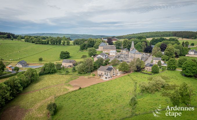 Ancienne grange rnove pour 10 personnes sur les Ctes de Wanne