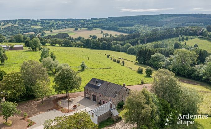 Ancienne grange rnove pour 10 personnes sur les Ctes de Wanne