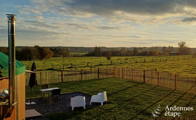 Yourte romantique  Vielsalm : sjour confortable avec jardin priv, terrasse et abri  vlos scuris