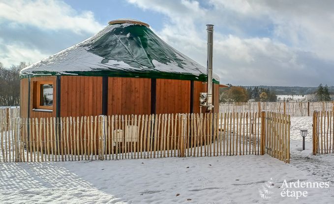 Yourte romantique  Vielsalm : sjour confortable avec jardin priv, terrasse et abri  vlos scuris