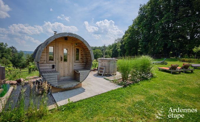 Maison de vacances confortable pour 10 personnes  Villers-en-Fagne avec sauna et pole  bois