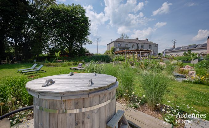 Maison de vacances confortable pour 10 personnes  Villers-en-Fagne avec sauna et pole  bois