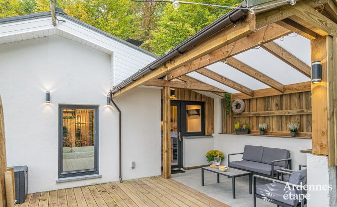 Maison de vacances de plain pied  Vresse-sur-Semois : terrasse avec vue, idale pour un couple avec enfants